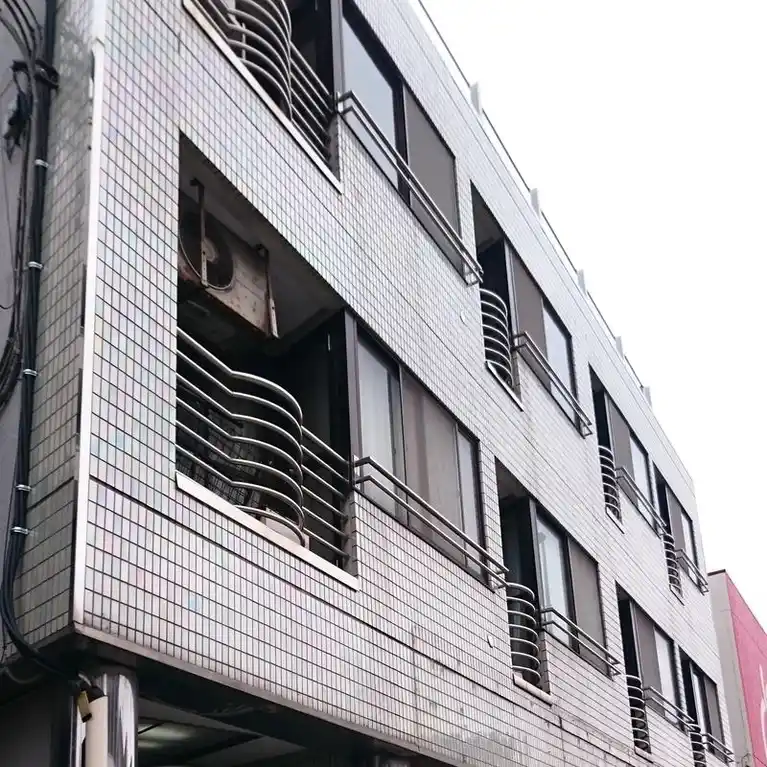 ベルメゾン志村 外観