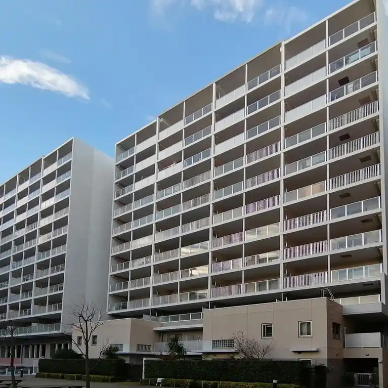リーセントヒルズH棟