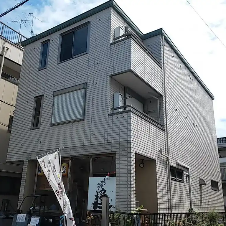 アン・プルミエール