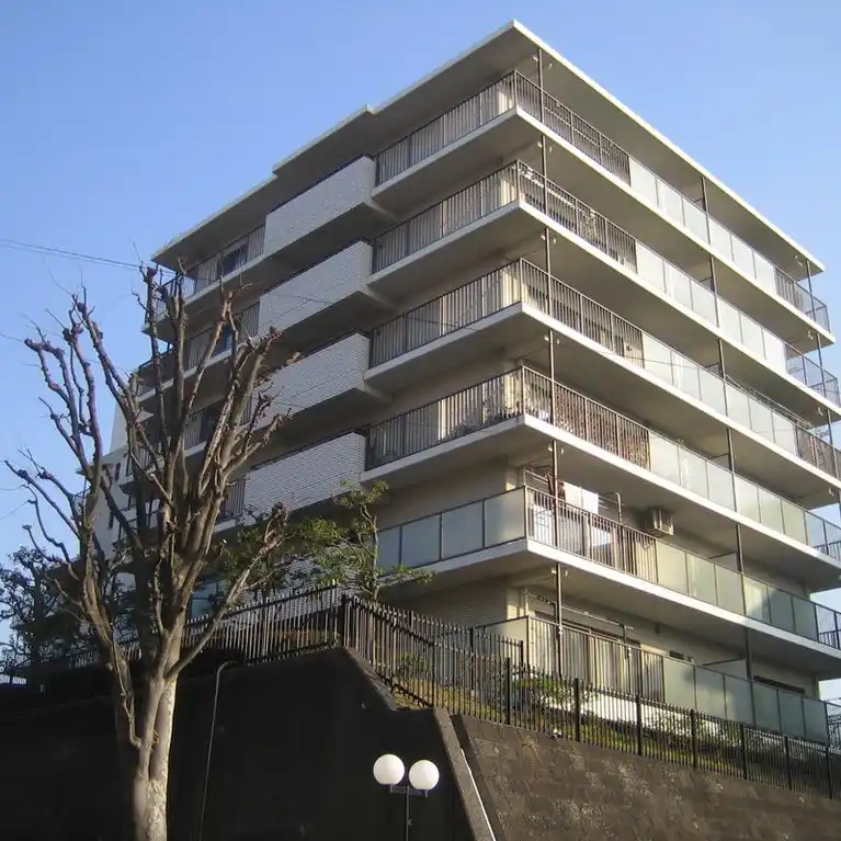 ルネ上大岡B棟